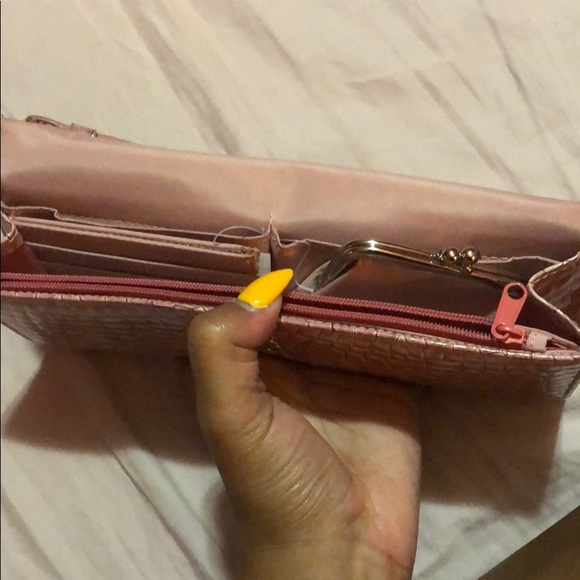 Wallet - Picture 4 of 8